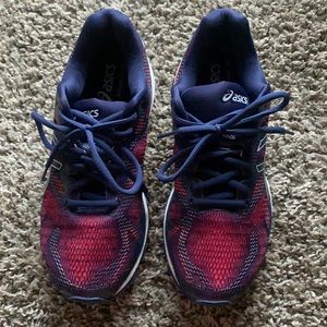 Women’s Running Shoe